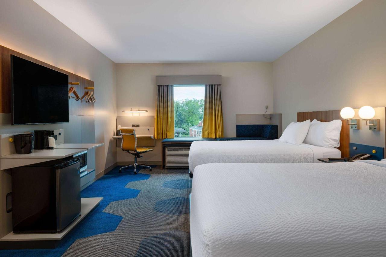 Microtel Inn & Suites By Wyndham Winchester Esterno foto