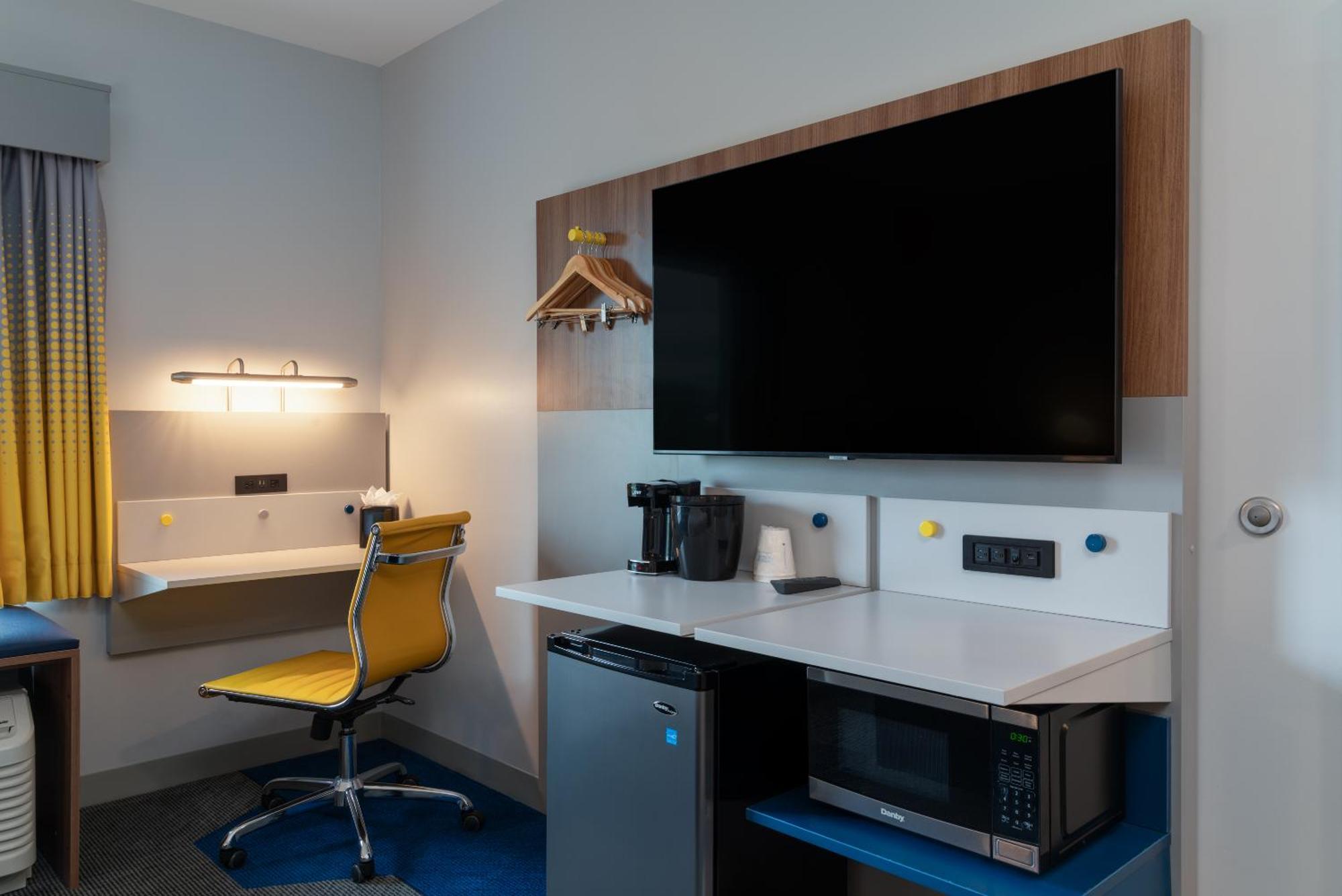 Microtel Inn & Suites By Wyndham Winchester Esterno foto